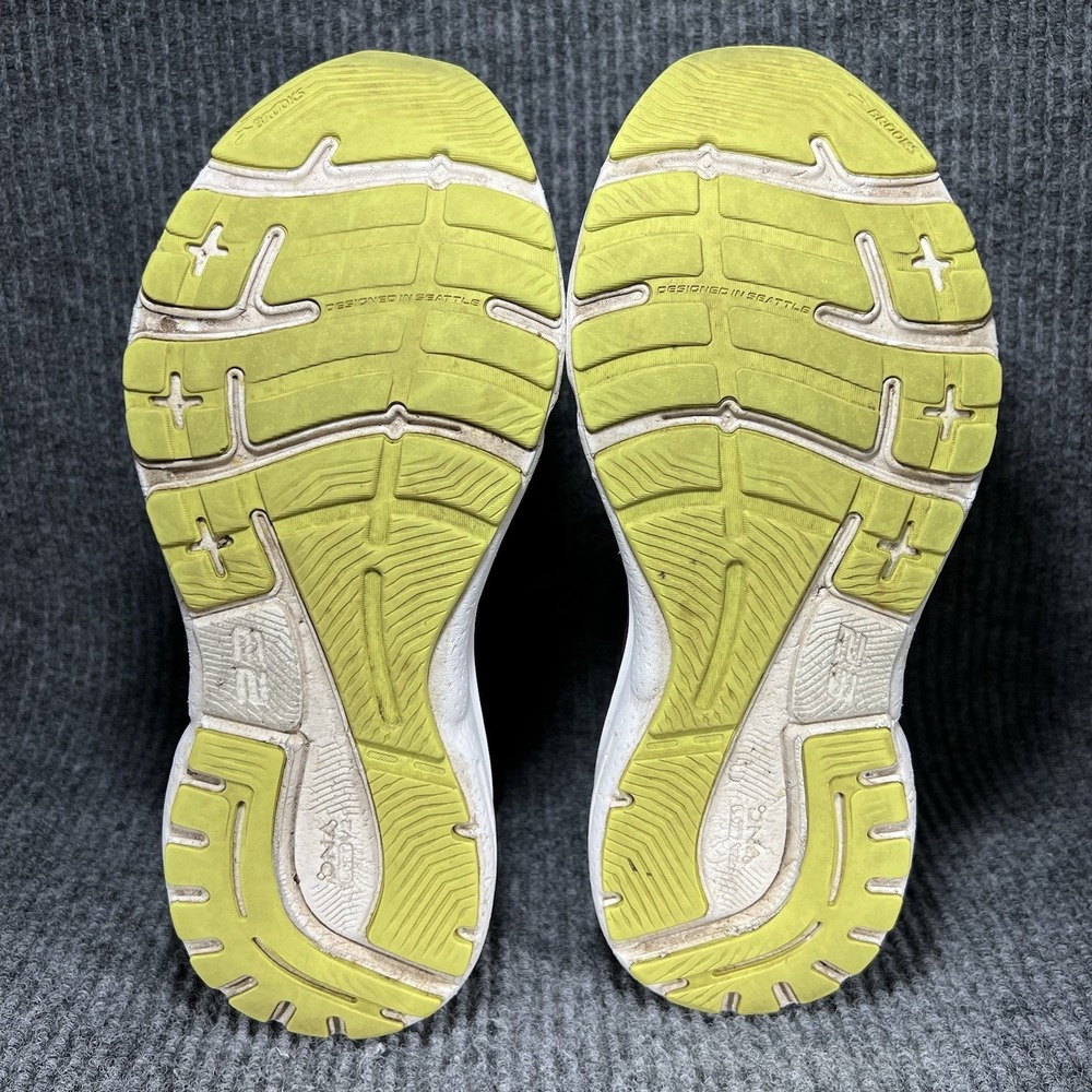 Brooks Adrenaline GTS 23 Women's Size 9.5 Neon Coral Black Shoes‎ 1203811D037 - Picture 11 of 13